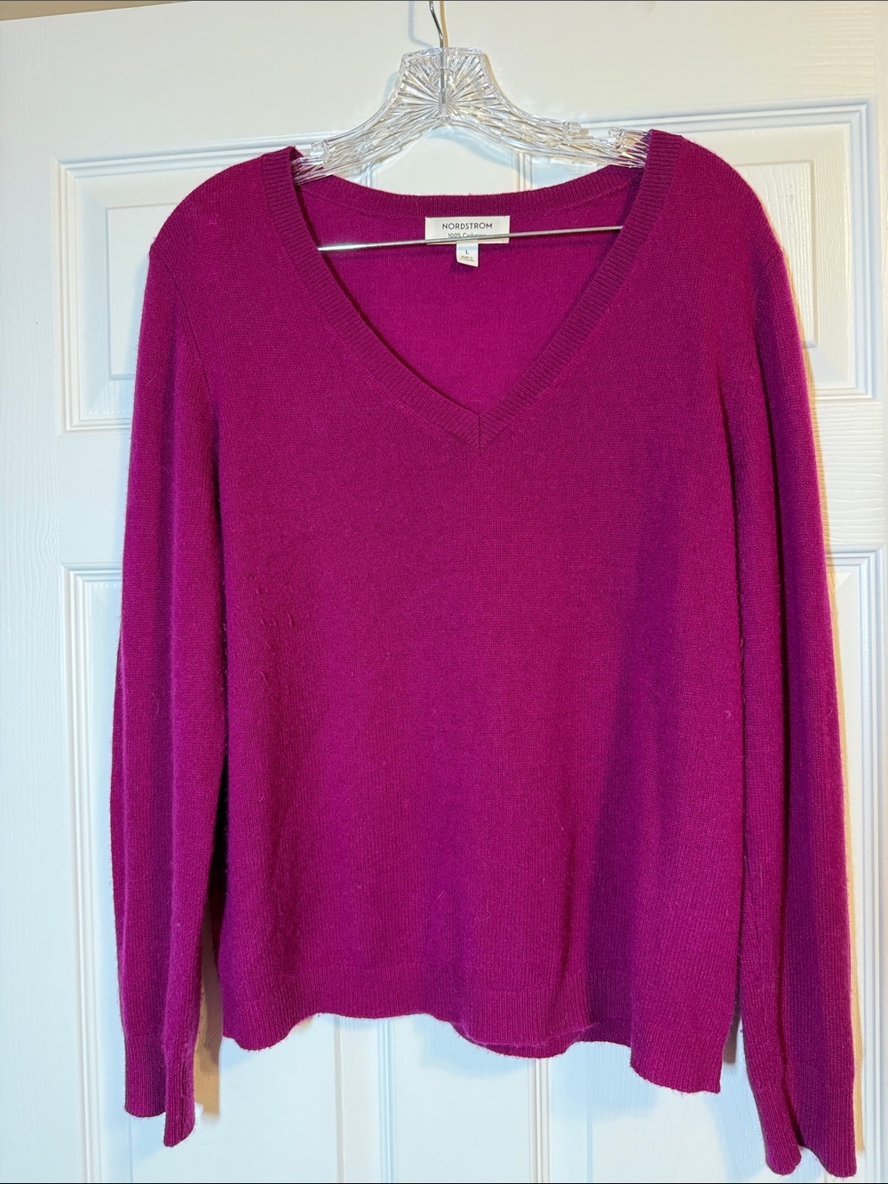 Nordstrom Women’s V-Neck Sweater - Raspberry Pink